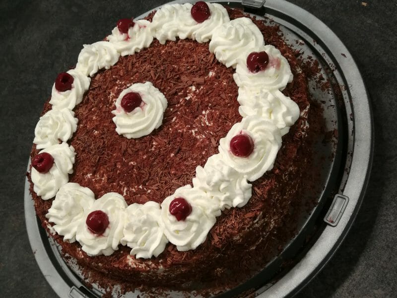 Bûche forêt noire Thermomix par Ophelie_5