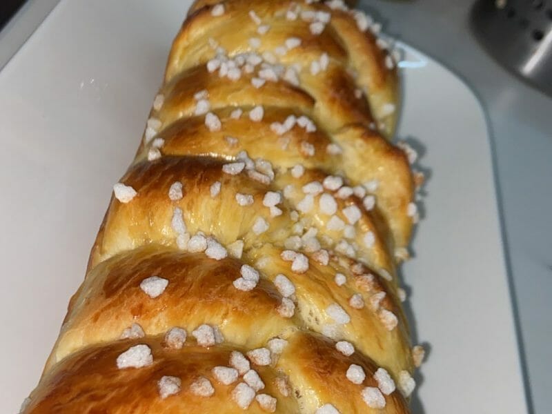 Cliquez pour zoomer ! Brioche tressée à la mie filante Thermomix par Khad31