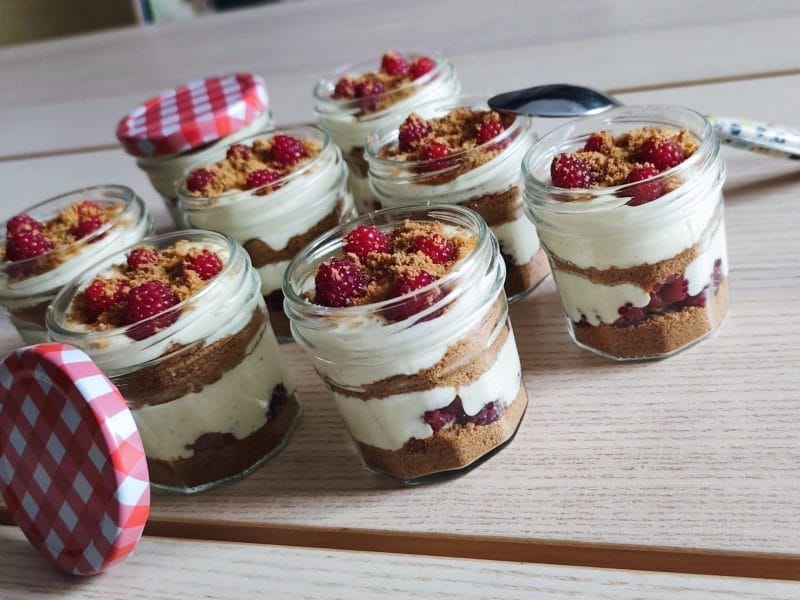 Cliquez pour zoomer ! Tiramisu aux framboises et spéculoos Thermomix par celinejp