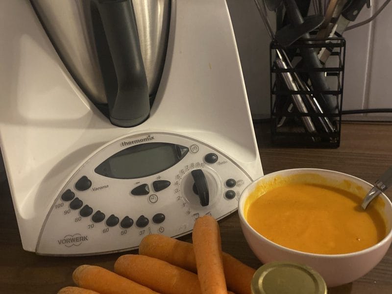 Cliquez pour zoomer ! Velouté de carottes et poivrons rouges Thermomix par Elodie_Morgane