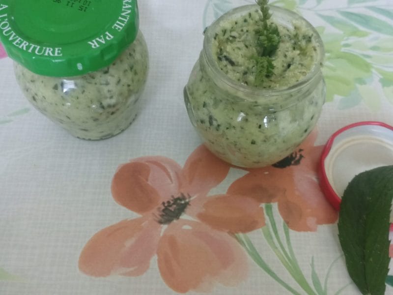 Cliquez pour zoomer ! Pesto de courgettes crues Thermomix par aurora57