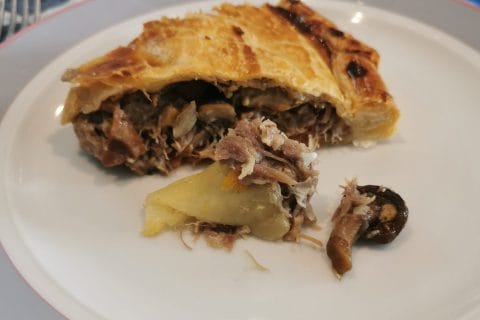 Cliquez pour zoomer ! Tourte aux cuisses de canard confites et champignons Thermomix par yinyang