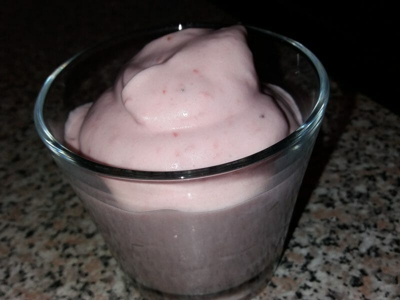 Cliquez pour zoomer ! Mousse de fraises Thermomix par Helene71