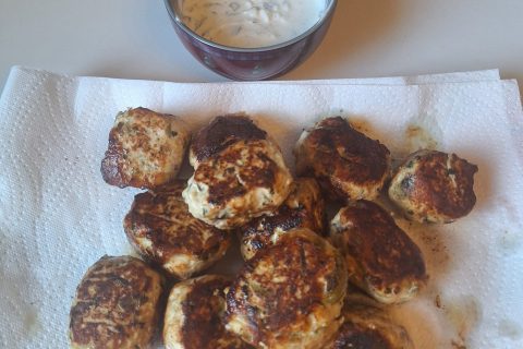 Cliquez pour zoomer ! Boulettes de poulet aux olives Thermomix par marie_claude_35