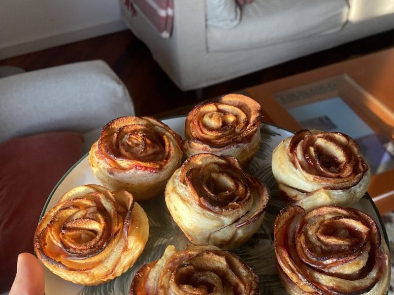 Cliquez pour zoomer ! Roses feuilletées aux pommes Thermomix par flodigalla