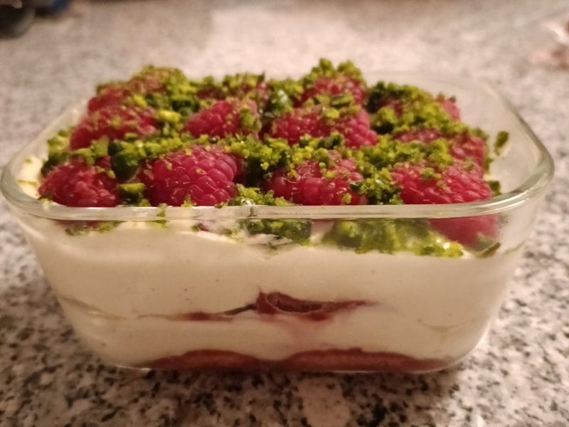 Cliquez pour zoomer ! Tiramisu aux framboises Thermomix par nicolas67240
