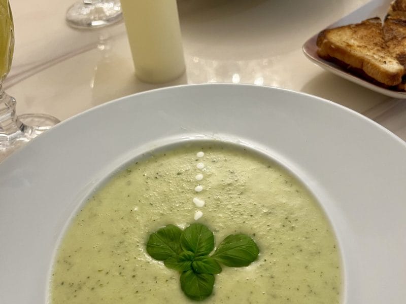 Cliquez pour zoomer ! Velouté de courgettes Thermomix par leila_310