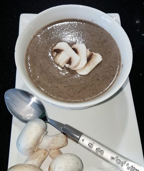 Cliquez pour zoomer ! Velouté de champignons Thermomix par hal57