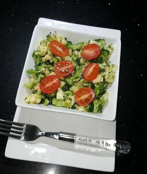 Cliquez pour zoomer ! Salade de brocolis Thermomix par hal57