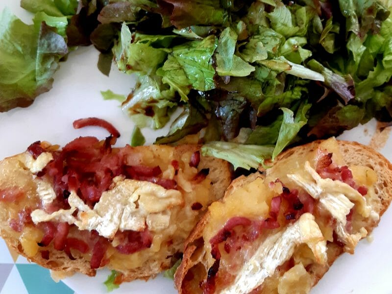 Cliquez pour zoomer ! Tartines normandes pommes et camembert Thermomix par Joanna32