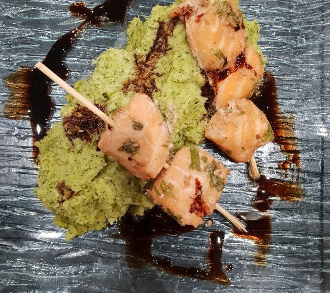 Cliquez pour zoomer ! Saumon sur purée de brocolis Thermomix par rijoms
