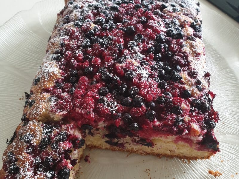 Cliquez pour zoomer ! Bublanina aux fruits rouges Thermomix par Karin1911