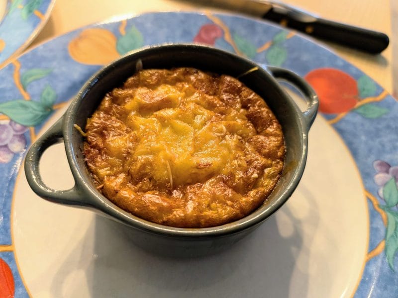 Cliquez pour zoomer ! Clafoutis cancoillotte, poireaux et chorizo Thermomix par Aloysia54