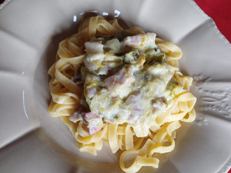 Cliquez pour zoomer ! Tagliatelles à la crème de poireaux Thermomix par jardin30