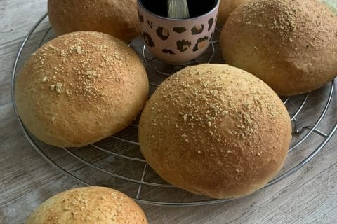 Cliquez pour zoomer ! Pains burger au parmesan et romarin Thermomix par justcallmejames🌸