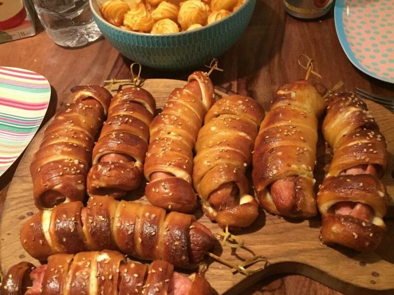 Cliquez pour zoomer ! Pretzel dog Thermomix par justcallmejames🌸