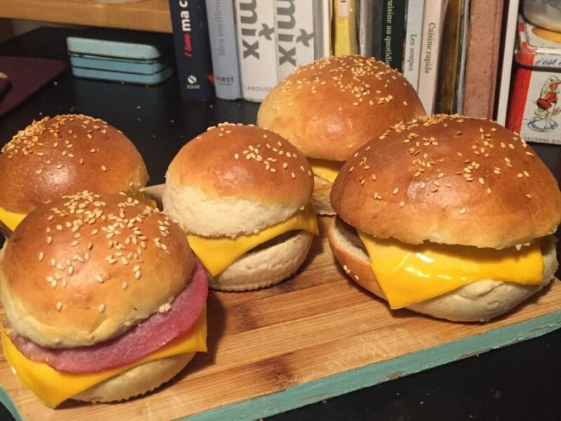 Cliquez pour zoomer ! Pains hamburger Thermomix par justcallmejames🌸