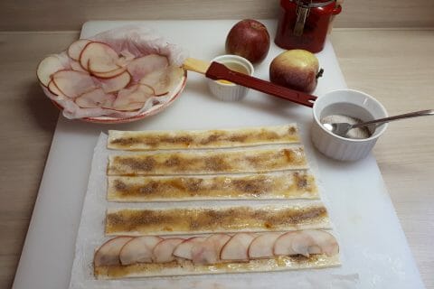 Cliquez pour zoomer ! Roses feuilletées aux pommes Thermomix par salamandre18.