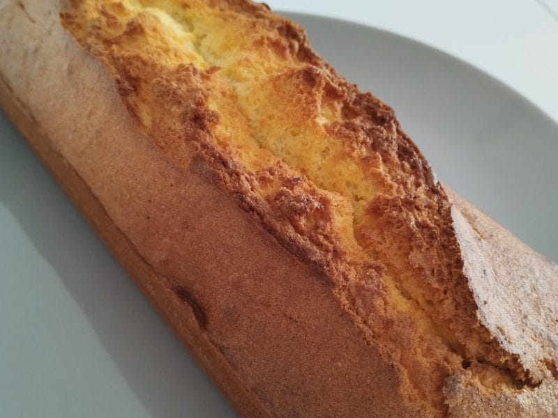Cliquez pour zoomer ! Cake à la noix de coco Thermomix par emneil