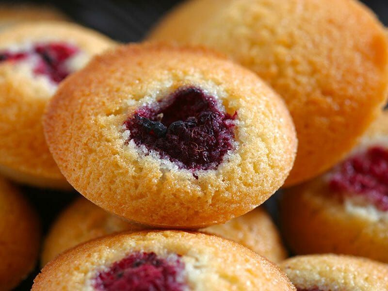 Cliquez pour zoomer ! Visitandines aux framboises Thermomix par Anton