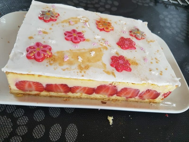 Cliquez pour zoomer ! Fraisier Thermomix par Dedel_1