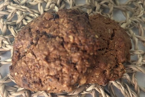 Cliquez pour zoomer ! Biscuits chocolat, raisins et noisettes Thermomix par originebike