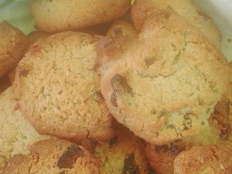 Cliquez pour zoomer ! Cookies romarin et abricots Thermomix par originebike
