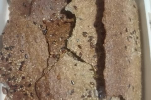 Cliquez pour zoomer ! Crackers salés à l’emmental et aux graines au Thermomix
