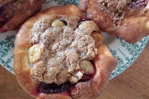 Cliquez pour zoomer ! Tarte briochée aux prunes avec streusel Thermomix par originebike