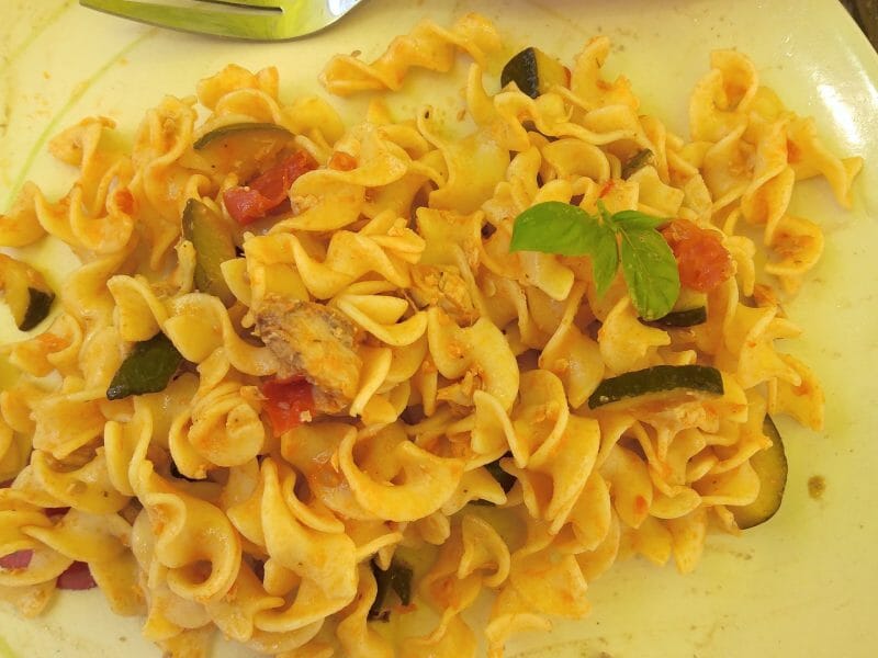Cliquez pour zoomer ! Salade de pâtes au thon, courgettes et tomates cerises Thermomix par originebike