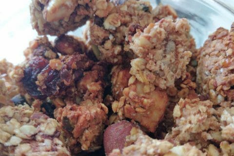 Cliquez pour zoomer ! Granola dattes et banane Thermomix par originebike