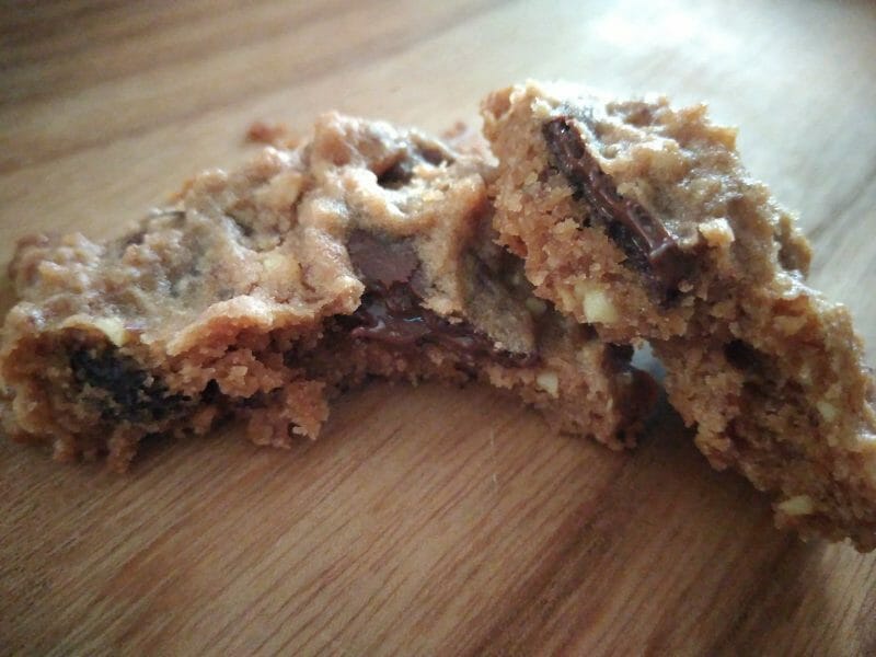 Cliquez pour zoomer ! Cookies aux 3 chocolats et noisettes Thermomix par originebike