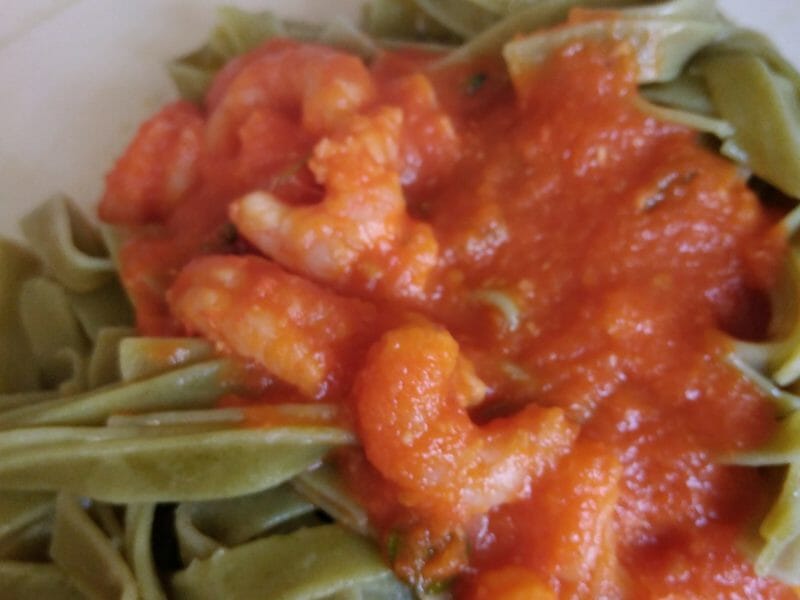 Cliquez pour zoomer ! Spaghettis aux crevettes et à l’ail Thermomix par originebike