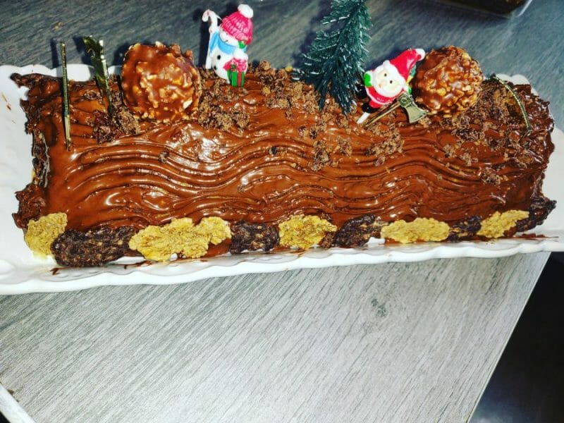 Cliquez pour zoomer ! Bûche Ferrero Rocher Thermomix par lessthermomix