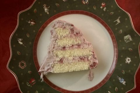 Cliquez pour zoomer ! Bûche de Noël framboises et chocolat blanc Thermomix par Candyella✨