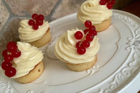 Cliquez pour zoomer ! Tarte renversée aux fruits rouges et citron vert Thermomix par Candyella✨