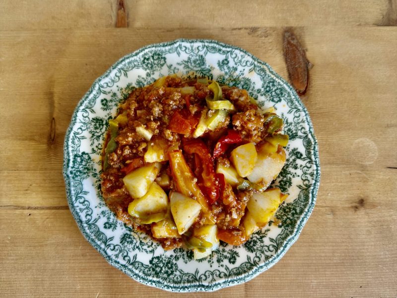 Cliquez pour zoomer ! Boeuf aux poivrons et pommes de terre Thermomix par Candyella✨