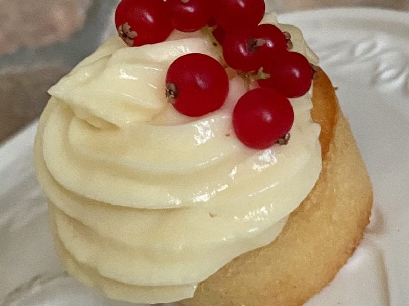 Cliquez pour zoomer ! Tarte renversée aux fruits rouges et citron vert Thermomix par Candyella✨