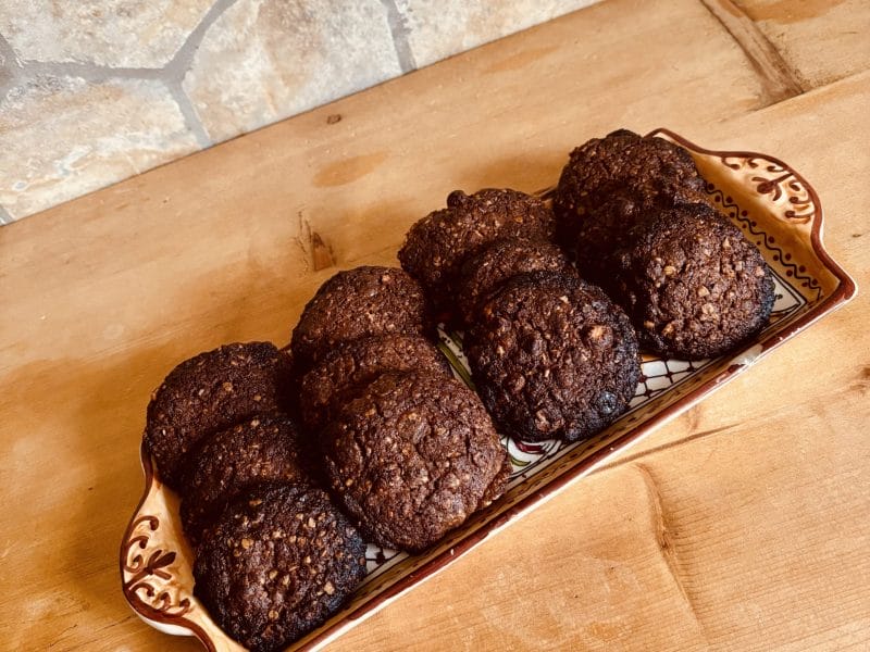 Cliquez pour zoomer ! Biscuits chocolat, raisins et noisettes Thermomix par Candyella✨