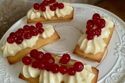 Cliquez pour zoomer ! Tarte renversée aux fruits rouges et citron vert Thermomix par Candyella✨