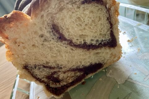 Cliquez pour zoomer ! Cozonac – Brioche roumaine aux noix et chocolat Thermomix par Candyella✨