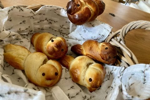 Cliquez pour zoomer ! Briochettes colombes Thermomix par Candyella✨