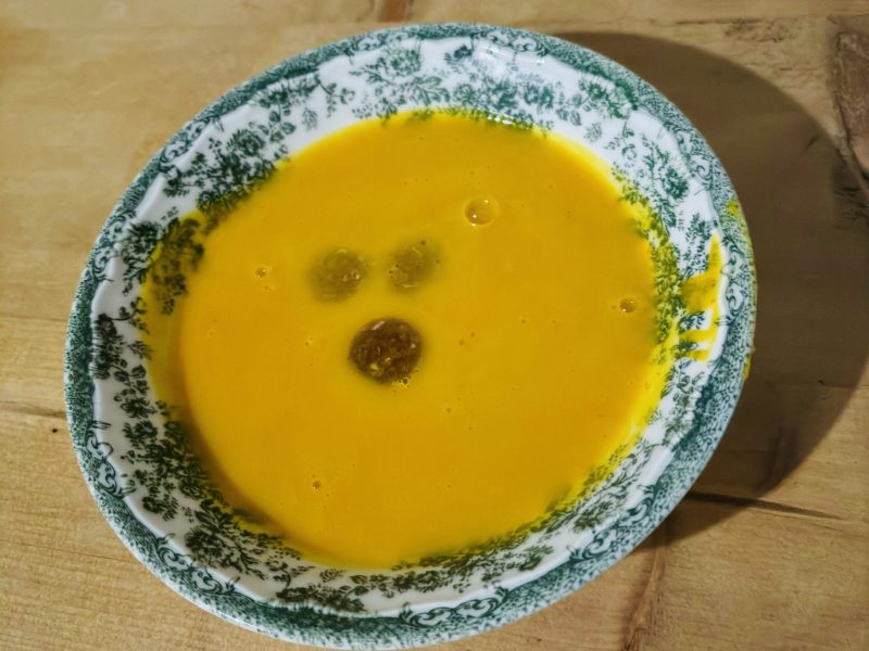 Cliquez pour zoomer ! Crème de butternut à la Morteau Thermomix par Candyella✨