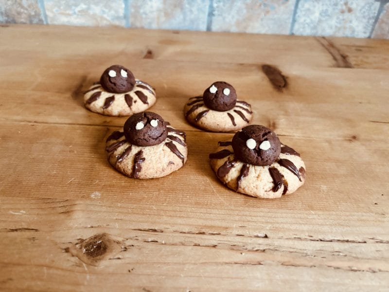 Cliquez pour zoomer ! Spider cookies – cookies araignées Thermomix par Candyella✨