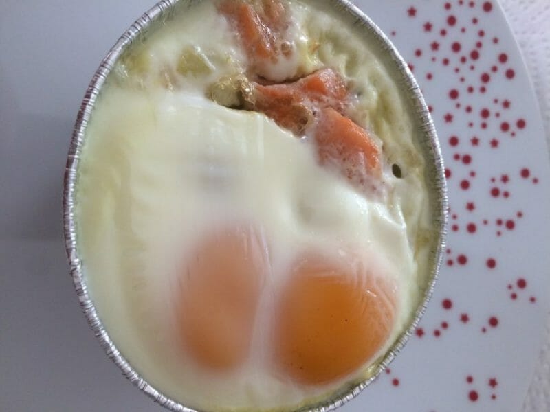 Cliquez pour zoomer ! Oeufs cocotte poireaux et saumon fumé Thermomix par virm