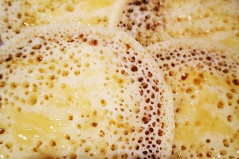 Cliquez pour zoomer ! Baghrir – Crêpes mille trous Thermomix par celine64