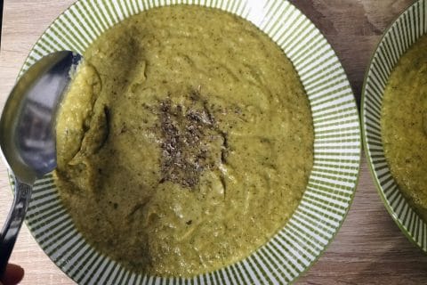 Cliquez pour zoomer ! Soupe de brocolis et pommes de terre Thermomix par didine3954