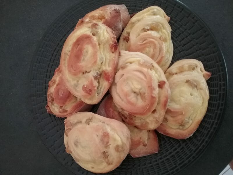 Cliquez pour zoomer ! Pains aux raisins Thermomix par Lou4