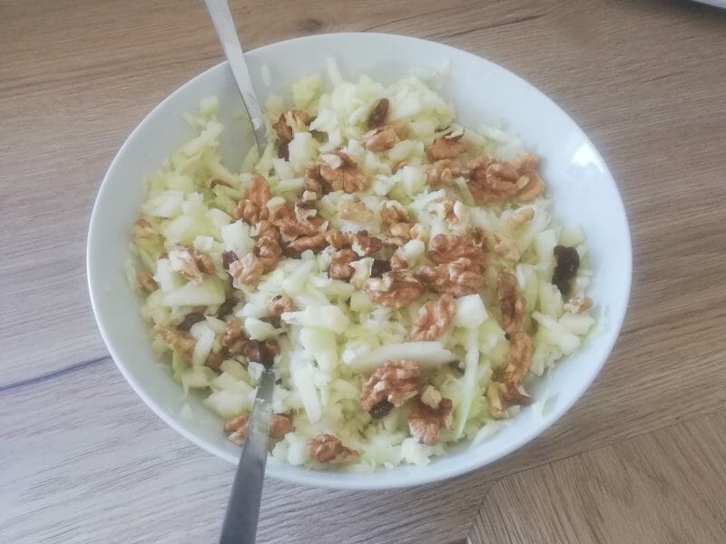 Cliquez pour zoomer ! Salade pommes, chou et noix Thermomix par emi41