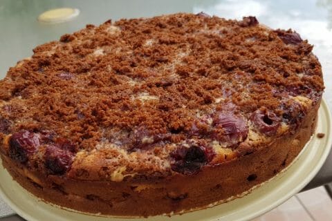 Cliquez pour zoomer ! Clafoutis cerises, noisettes et crumble spéculoos au Thermomix